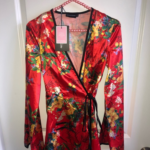 PrettyLittleThing Dresses & Skirts - Pretty Little Things Dress